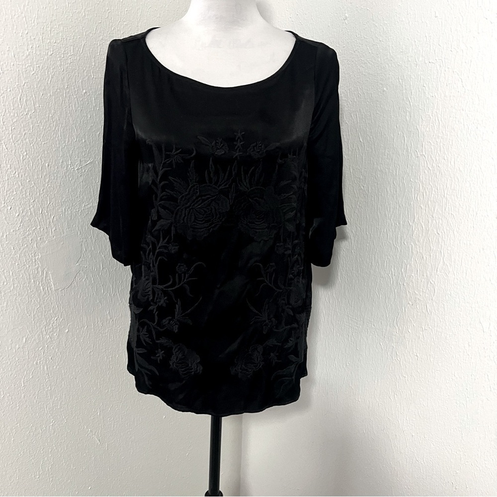 Zara Women’s XS All Over Embroidered Roses ‎Black Business Casual Blouse Office